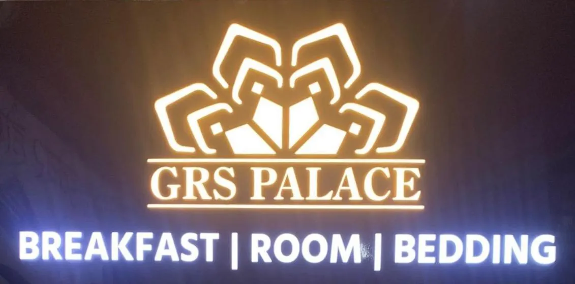 ***  מלון ורנאסי Grs Palace הודו