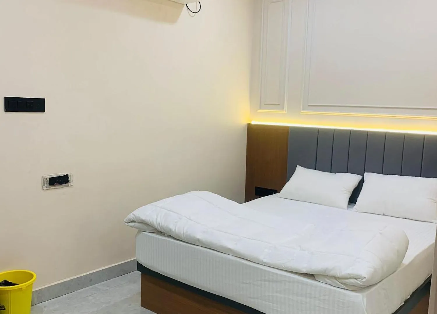 Hotel Grs Palace Varanasi
